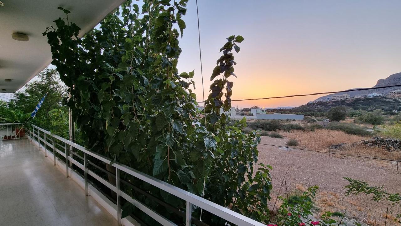 Apartament Enjoy Sunset Palaiochora Zewnętrze zdjęcie